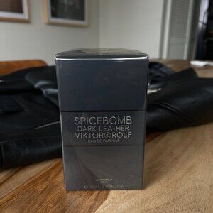 Viktor & Rolf SpiceBomb Dark Leather